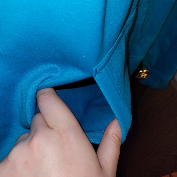 ❤️ EUC Women's size large blue Under Armour hoodie - Picture 6 of 11